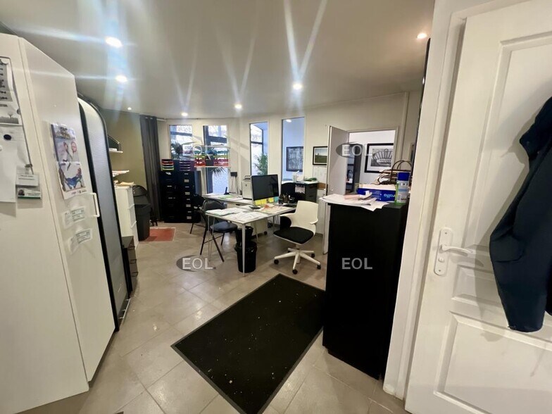 Office in Romainville for sale - Building Photo - Image 1 of 15