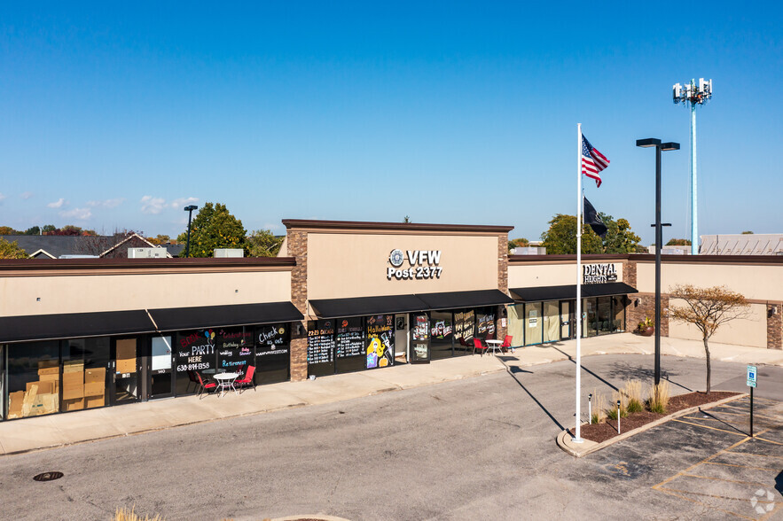 130-156 E Army Trail Rd, Glendale Heights, IL for sale - Primary Photo - Image 1 of 1