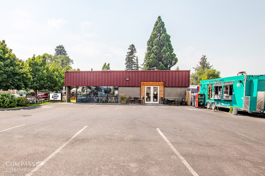 1125 NE 2nd St, Bend, OR for rent - Building Photo - Image 2 of 19