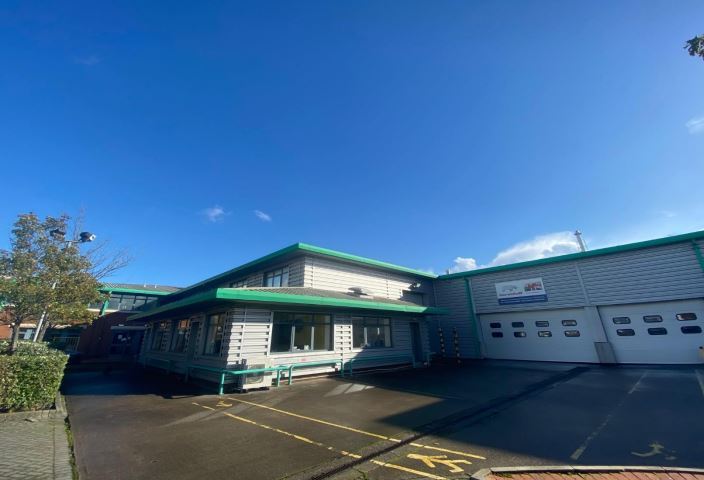 6 Tagomago Park Ocean Way, Cardiff for sale - Primary Photo - Image 1 of 1