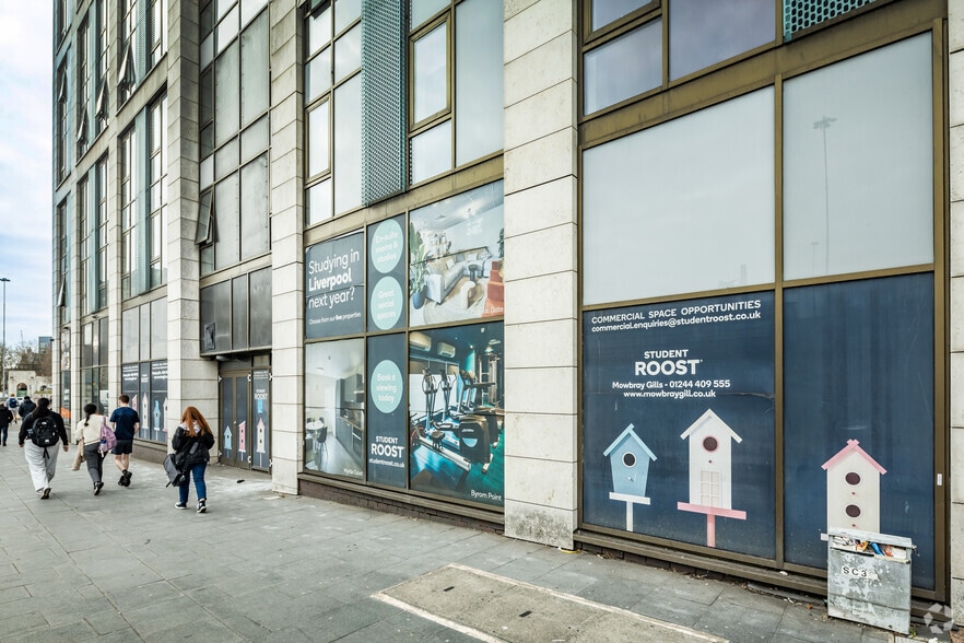 Byrom St, Liverpool to rent - Building Photo - Image 3 of 5