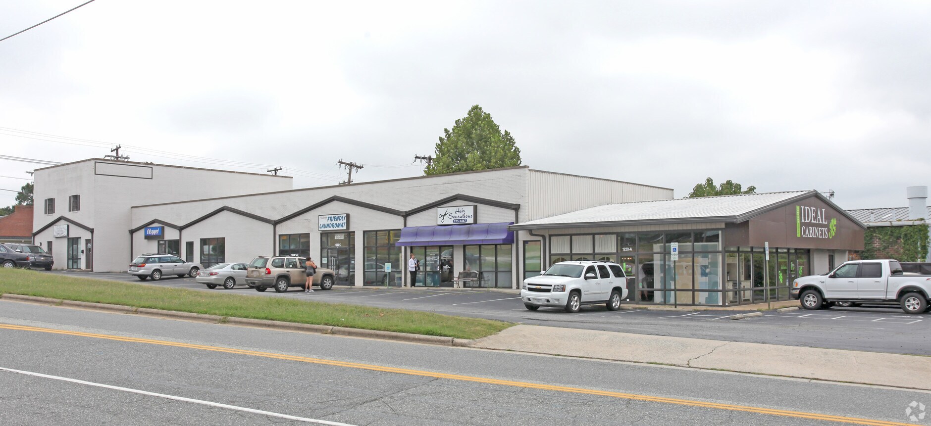 1220 Battleground Ave, Greensboro, NC 27408 Midtown Village UK