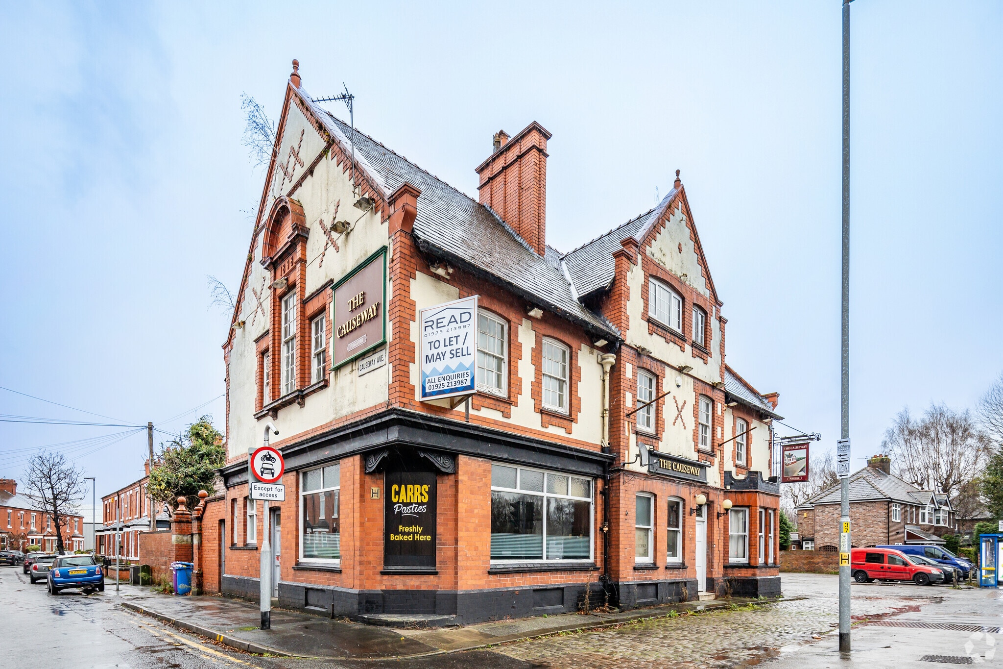 233 Wilderspool Causeway, Warrington for sale Primary Photo- Image 1 of 4