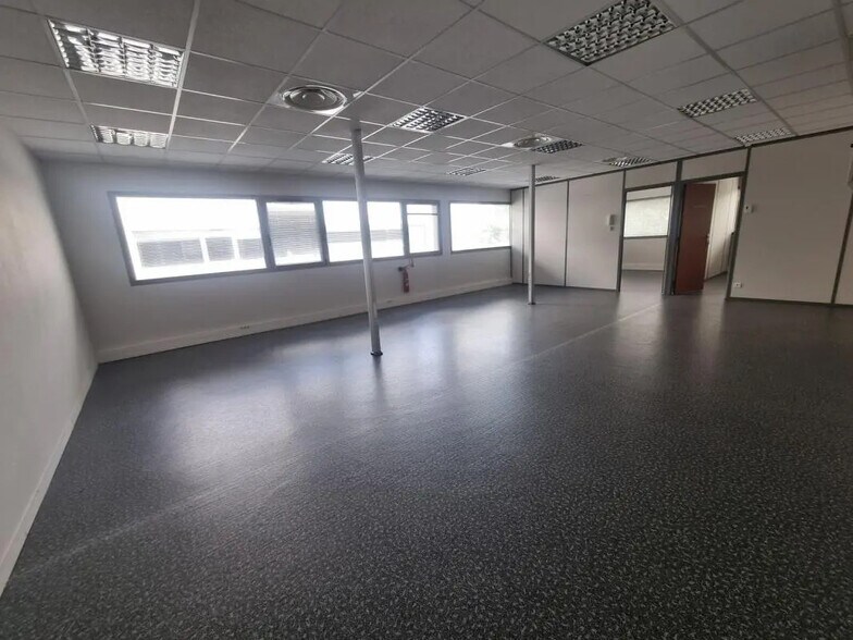 Office in Carquefou to rent - Interior Photo - Image 3 of 6