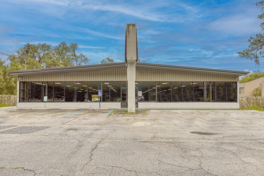5953 Roosevelt Blvd, Jacksonville 32244 Retail for Sale UK