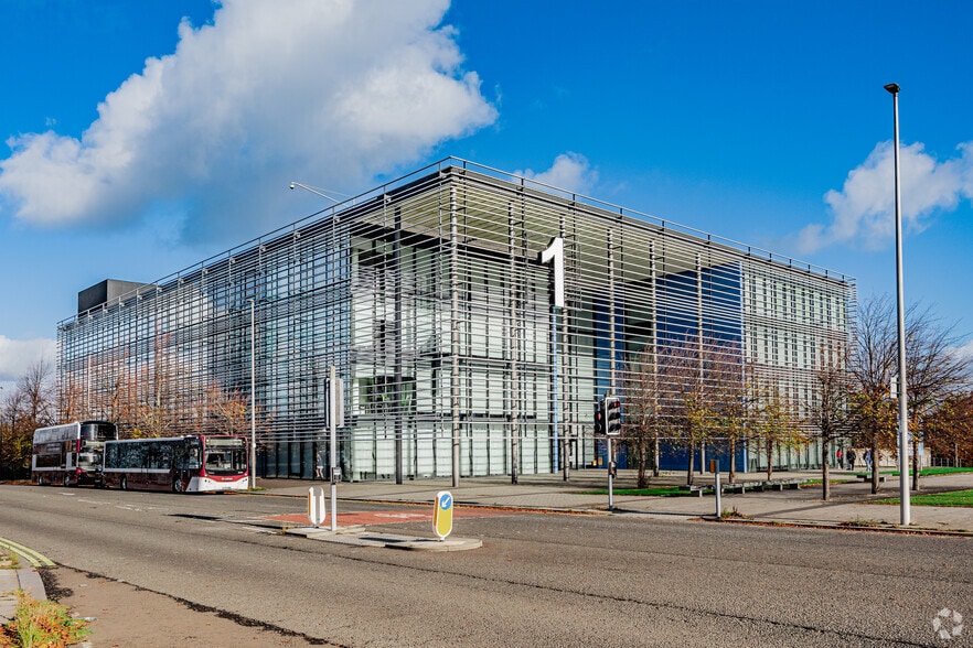 1 Waterfront Ave, Edinburgh for sale - Primary Photo - Image 1 of 1