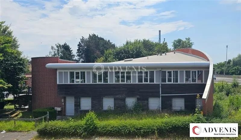 Location Bureaux 870 m² - Photo 1