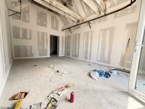 85-87 High St, Maldon to rent Interior Photo- Image 2 of 2