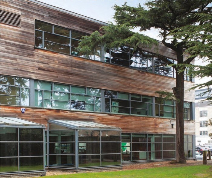 Ealing Green, London for sale - Primary Photo - Image 1 of 1