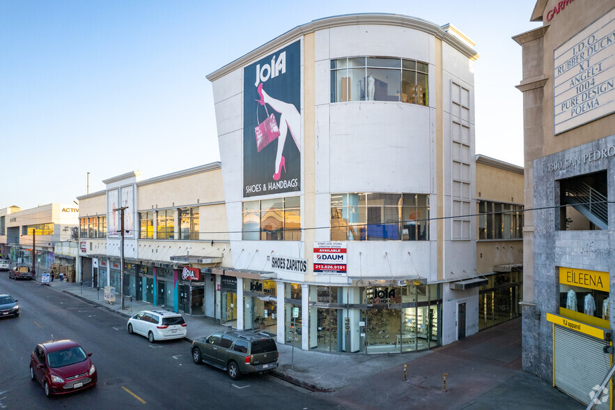 710 E Pico Blvd, Los Angeles, CA for rent - Building Photo - Image 1 of 5