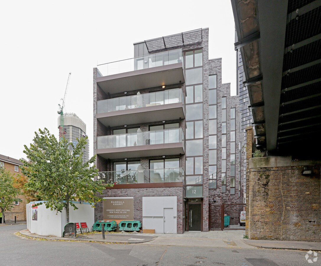 12 Steedman St, London SE17 3AF UK