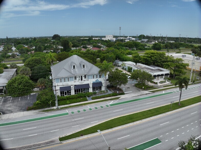 2050 & 2100 N Federal Highway portfolio of 2 properties for sale on LoopNet.co.uk - Matterport Community - Image 2 of 19