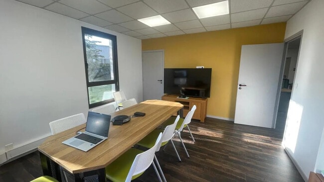 Location Bureaux 71 m² à 98 m²