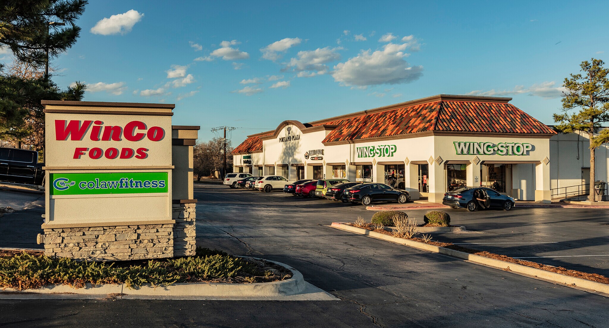 3601-3645 NW 39th St, Oklahoma City, OK to rent Building Photo- Image 1 of 7