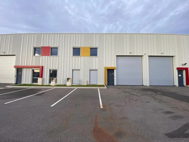 Vente Local d'activités 338 m²