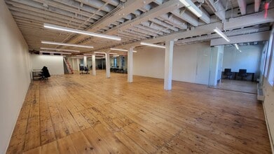 53 Pearl St, Brooklyn, NY to rent Interior Photo- Image 2 of 8