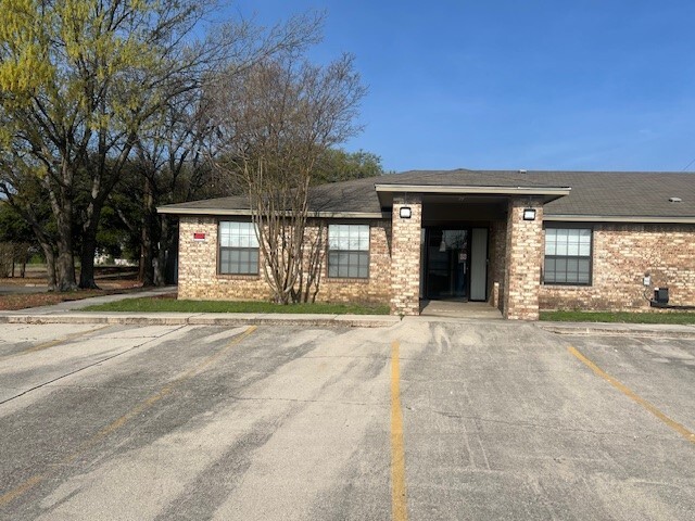 1002 Medical Dr, Killeen, TX for rent - Building Photo - Image 2 of 14