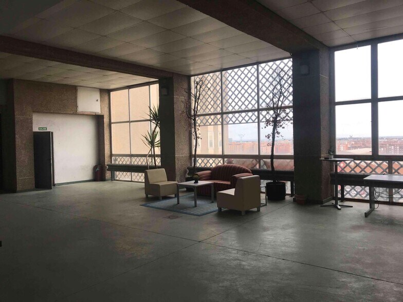 View Photo