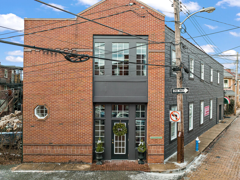 438 Division St, Sewickley, PA for rent - Building Photo - Image 1 of 28