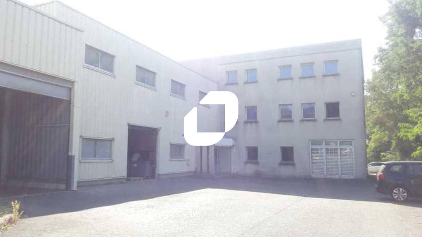 Light Industrial in Neuilly-sur-Marne to rent Building Photo- Image 1 of 4