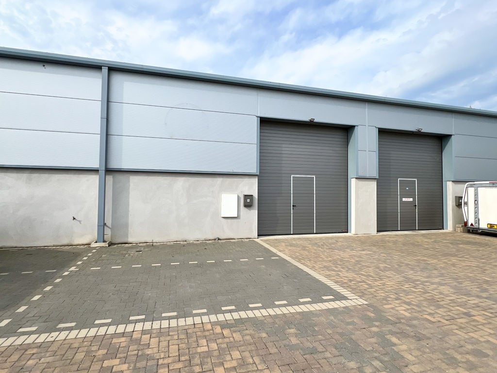 Balthane Park, Isle Of Man to rent Building Photo- Image 1 of 2