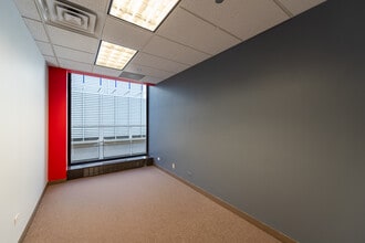 11 E Adams St, Chicago, IL to rent Interior Photo- Image 2 of 4