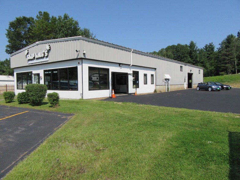 1428 Lake Shore Rd, Gilford 03249 UK