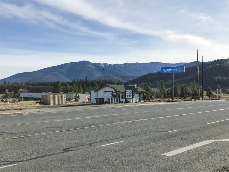 1922 Fort Jones Rd, Yreka, CA for sale - Building Photo - Image 1 of 1