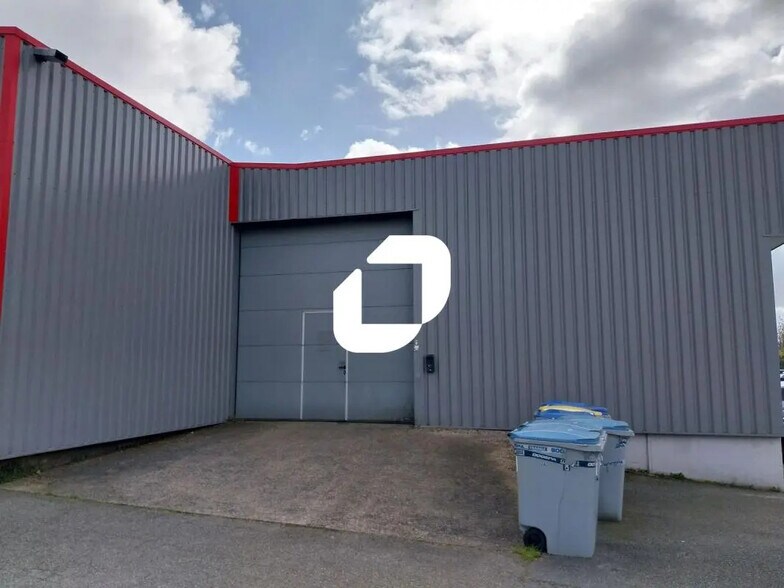 Office in Carquefou to rent - Building Photo - Image 2 of 6