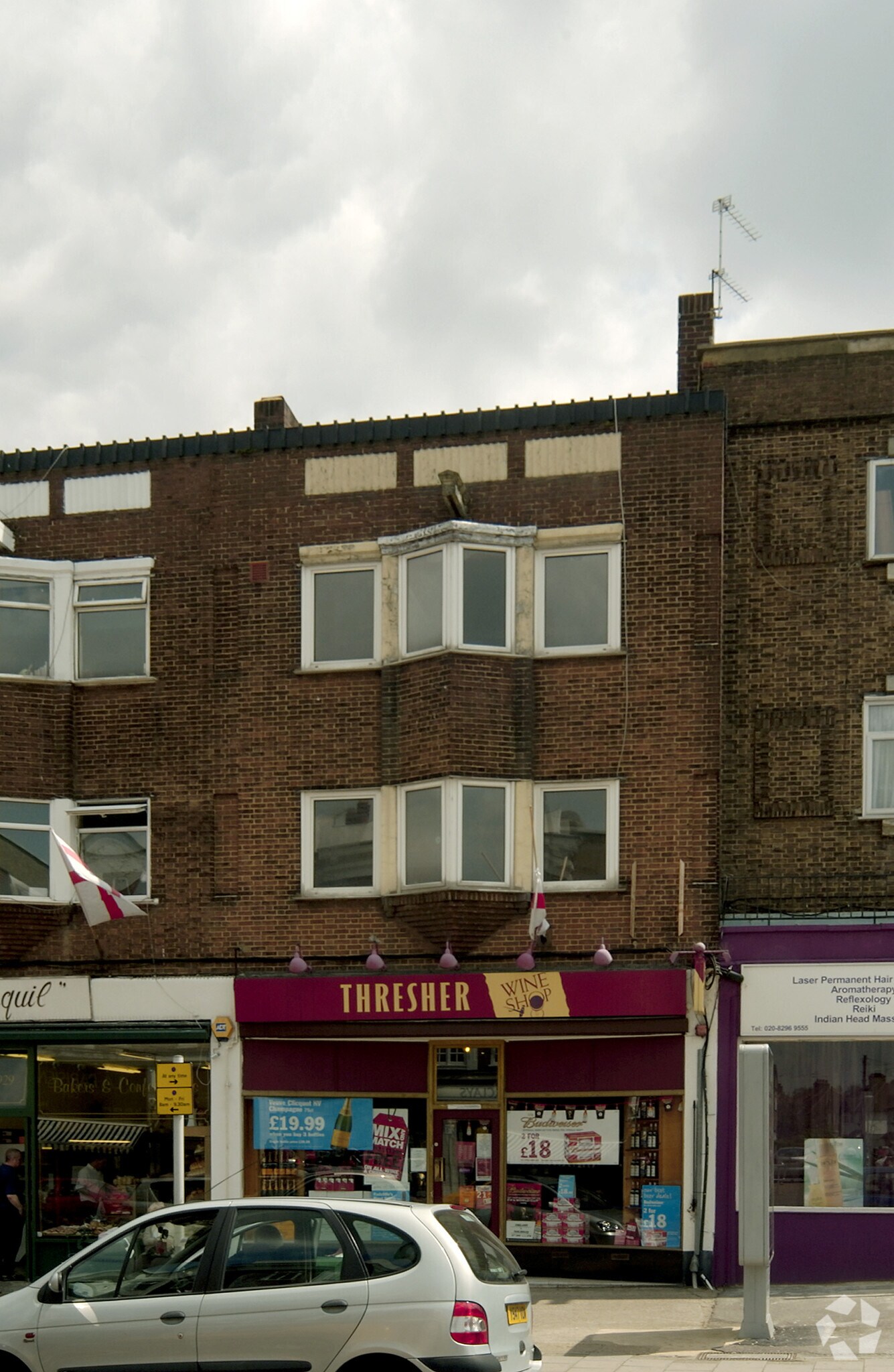 105 High St, Twickenham for sale Building Photo- Image 1 of 1
