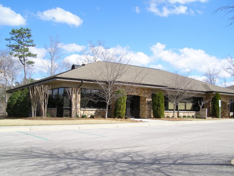 Office in Vestavia Hills, AL for sale - Building Photo - Image 1 of 1