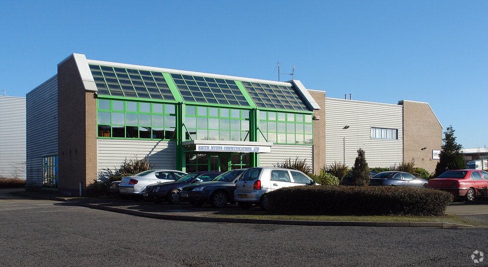 London Rd, Biggleswade for sale - Primary Photo - Image 1 of 1