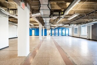 209 W 9th St, Austin, TX to rent Interior Photo- Image 1 of 11