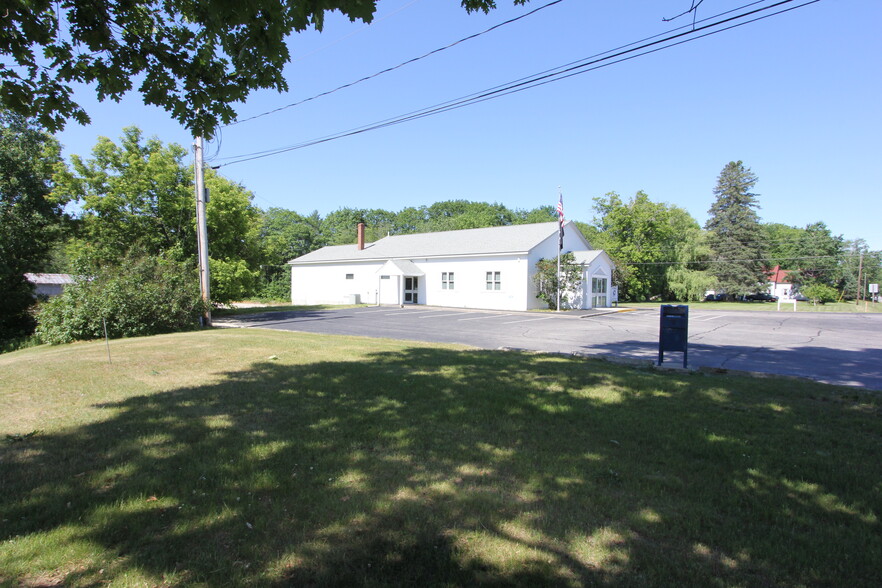 348 Minot Ave, Minot, ME for sale - Primary Photo - Image 1 of 1