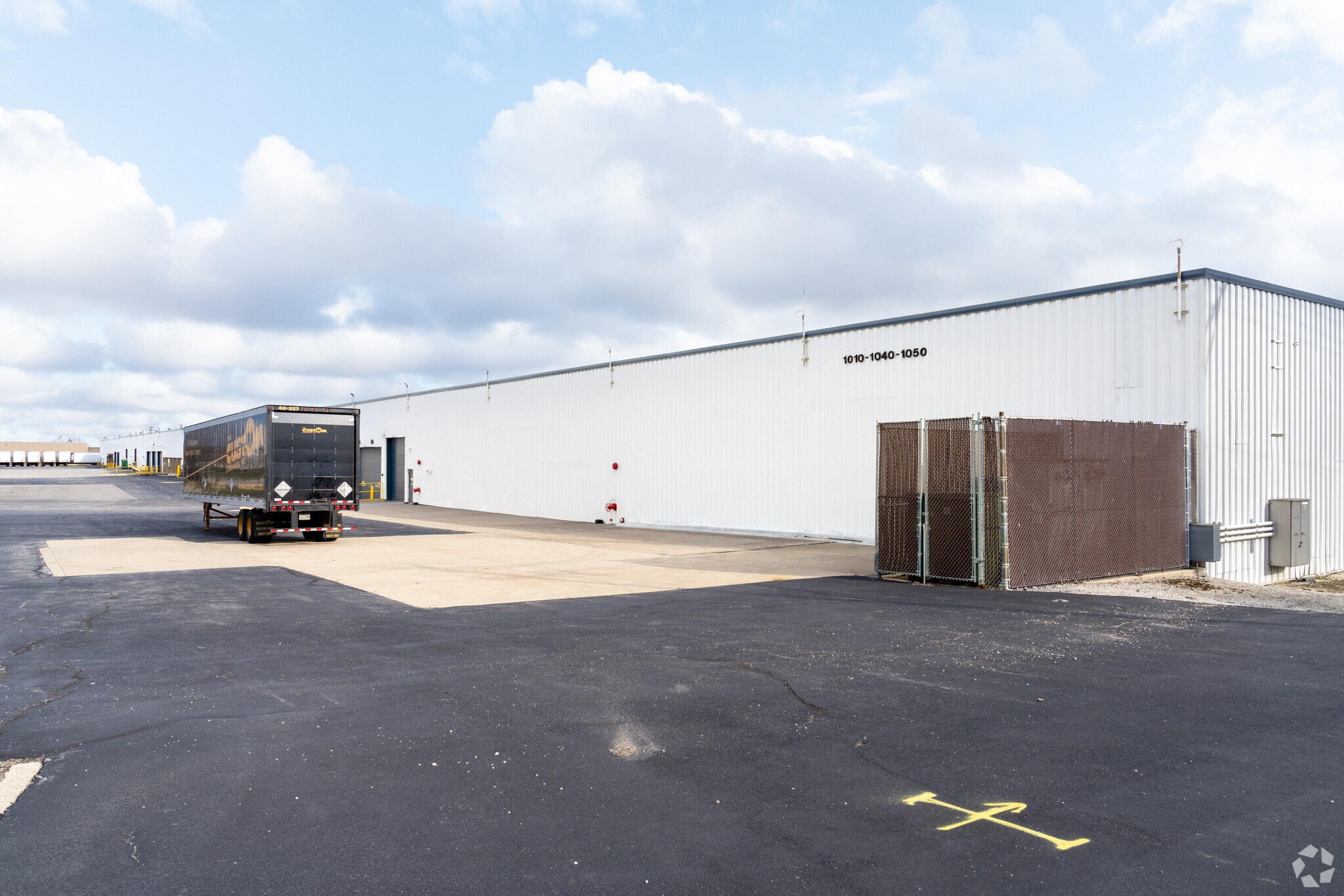 1010-1050 Sesame St, Bensenville, IL to rent Building Photo- Image 1 of 7