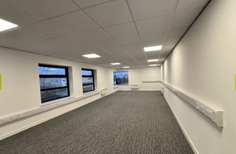 21 Earl Haig Rd, Glasgow to rent Interior Photo- Image 2 of 2