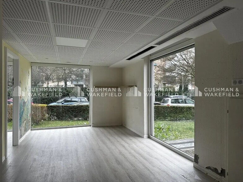 Office in Strasbourg to rent - Interior Photo - Image 2 of 11