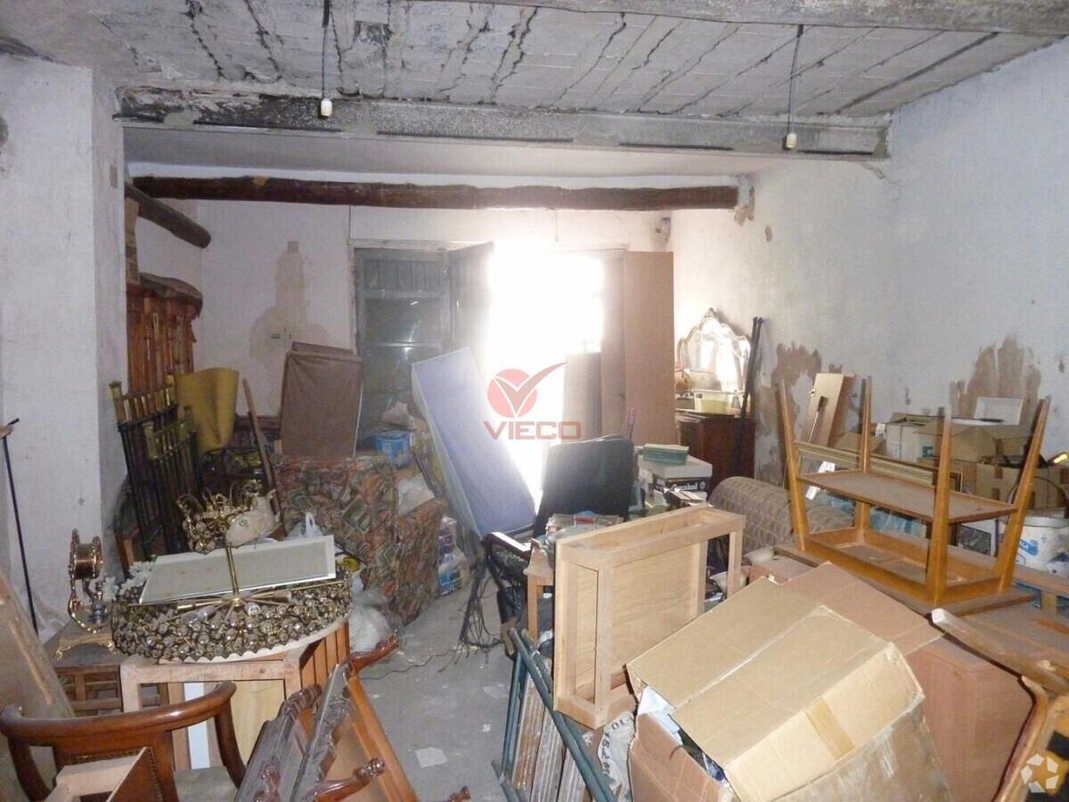 Cuenca, CUE 16003 - Unit Puerta B, Esc. E -  - Interior Photo - Image 2 of 6