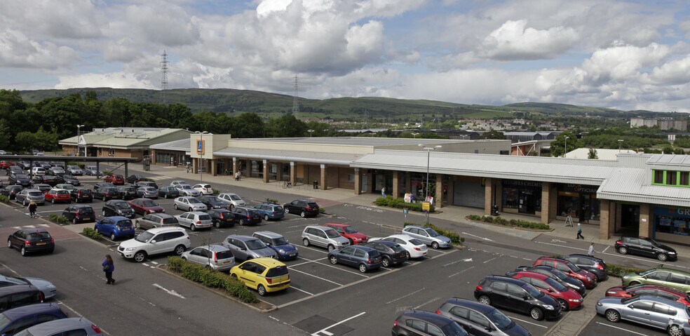 Bridgewater Pl @ Units 1-13C & 16-16B, Erskine for sale - Primary Photo - Image 1 of 5