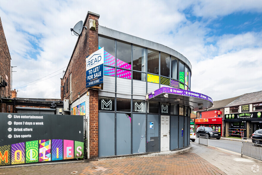 15 Duke St, St Helens to rent - Building Photo - Image 2 of 2