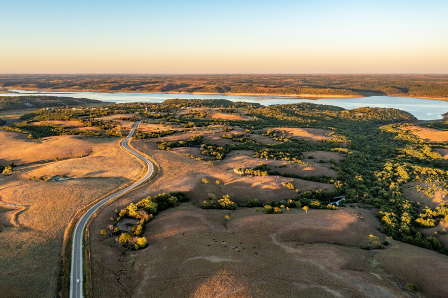 0000 00000 Hi-View Dr, Manhattan, KS for sale - Building Photo - Image 3 of 66