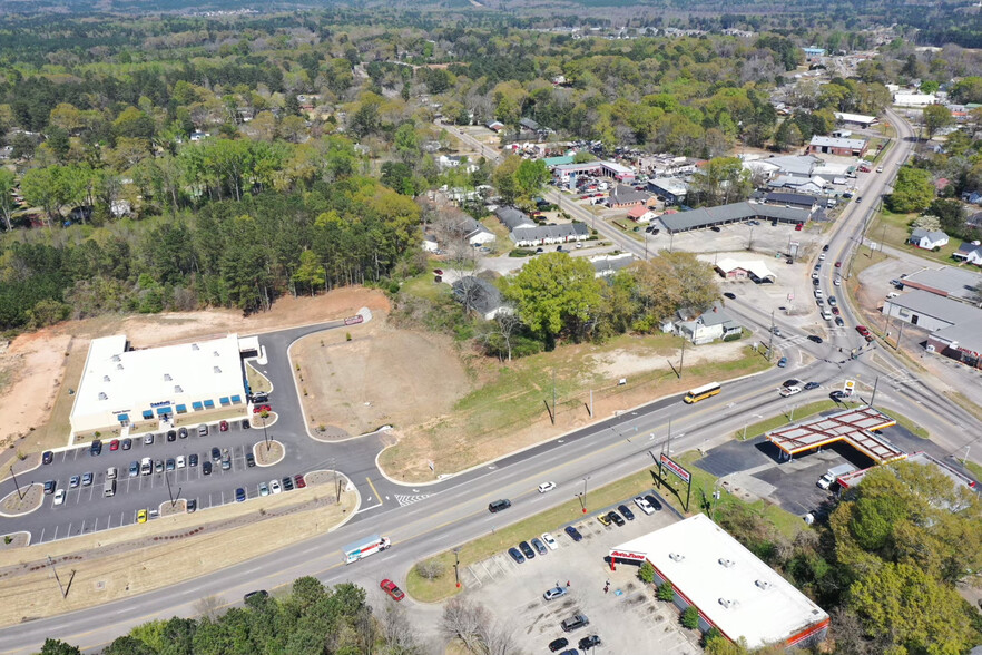 1 Youngs Mill Rd, Lagrange, GA for sale - Building Photo - Image 1 of 3