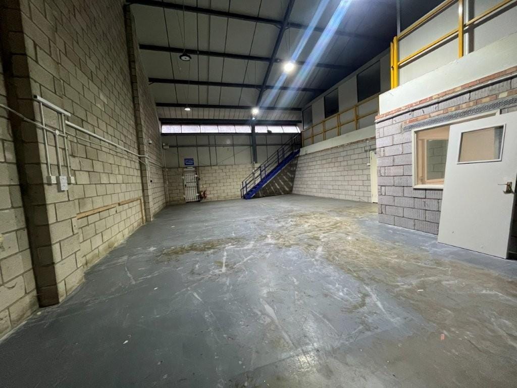 Farthing Rd, Ipswich to rent Building Photo- Image 1 of 4