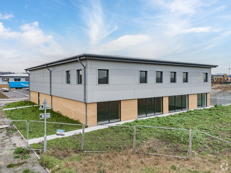 Beaufighter Rd, Weston Super Mare for sale - Building Photo - Image 2 of 5