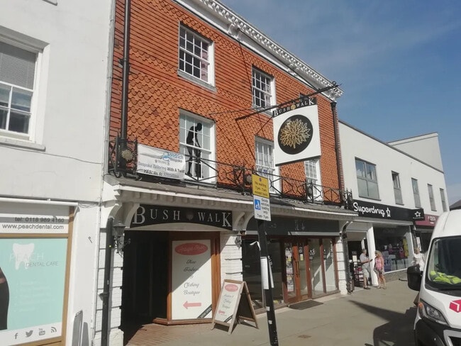 More details for 5-10 Bush Walk, Wokingham - Retail to Rent