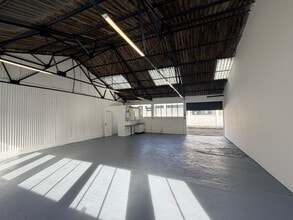 Mimram Rd, Hertford to rent Interior Photo- Image 2 of 5