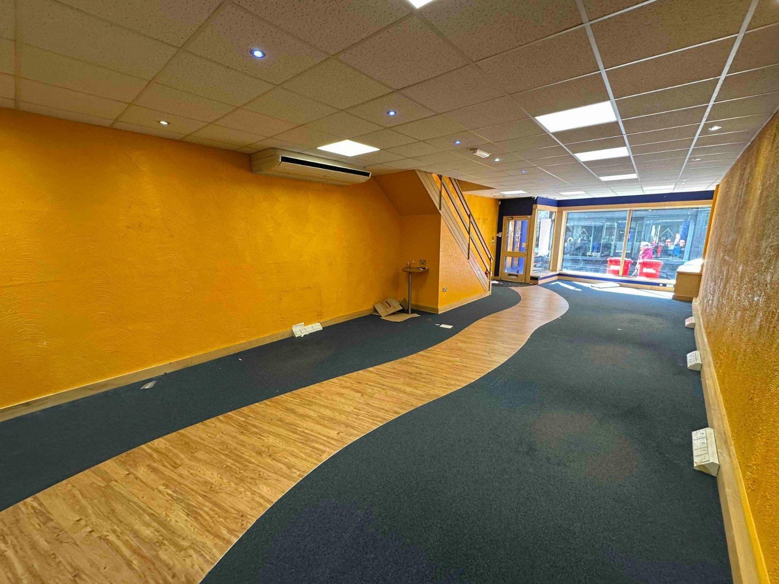 4A Westgate, Ripon to rent Interior Photo- Image 1 of 2