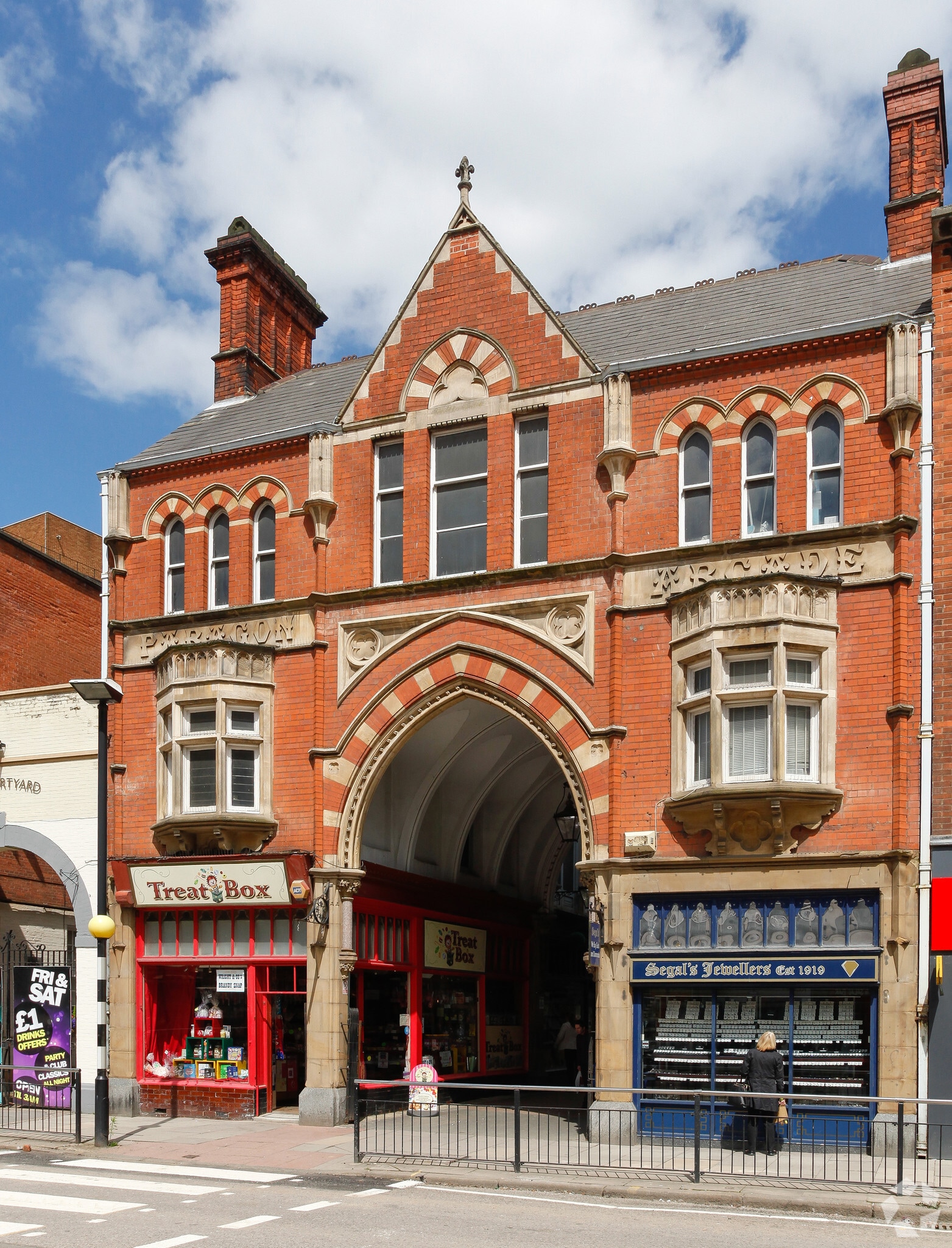 Paragon St, Hull for sale Primary Photo- Image 1 of 1