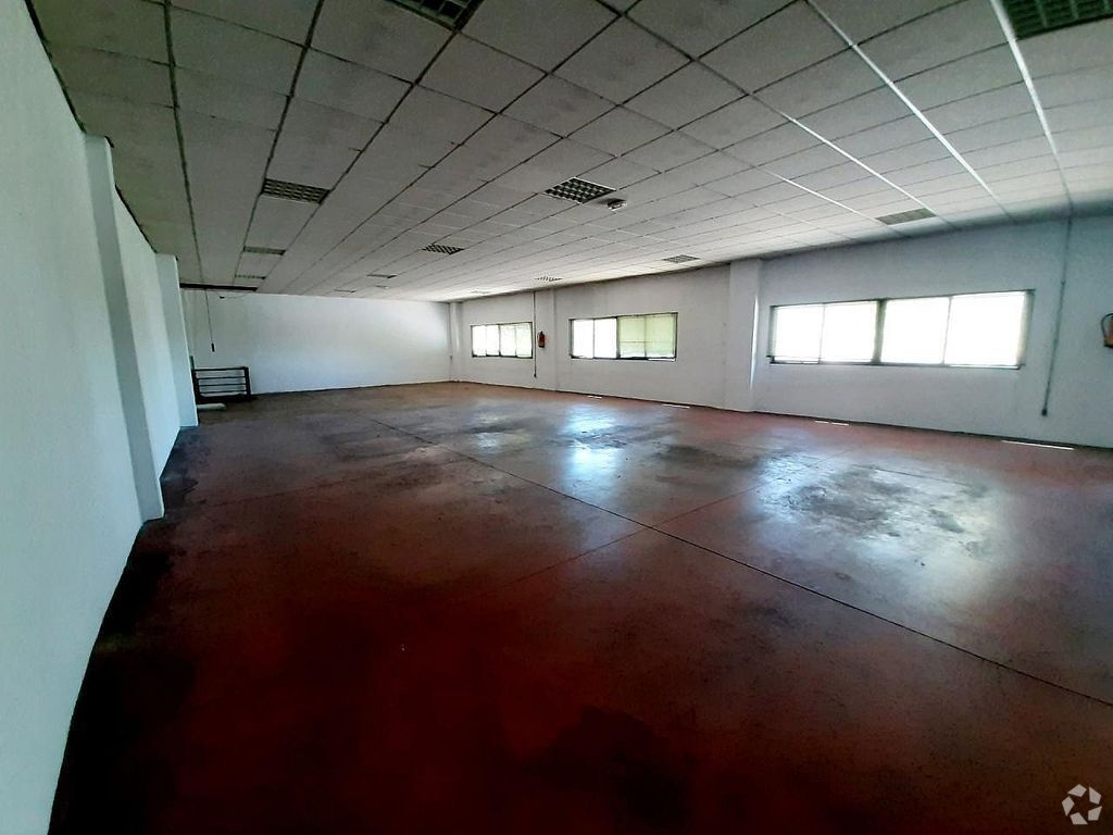 Office in Fuenlabrada, Madrid to rent Interior Photo- Image 1 of 2