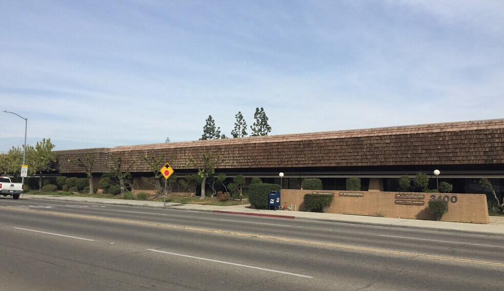 3400 Mccall Ave, Selma 93662 Office for Sale UK